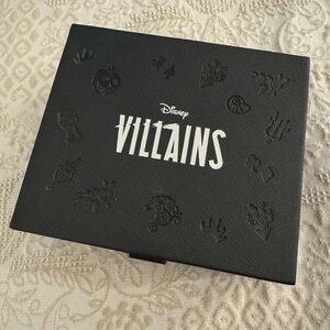 PANDORA Exclusive Disney Villains Jewelry Box